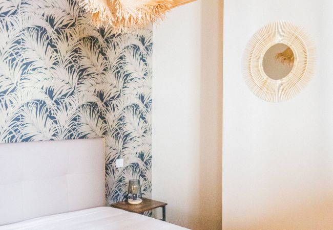 Appartement à Brive-la-Gaillarde - Deux Chambres de Charme - 2 Chambres Appartement à Brive-la-Gaillarde - Deux Chambres de Charme - 2 Chambres