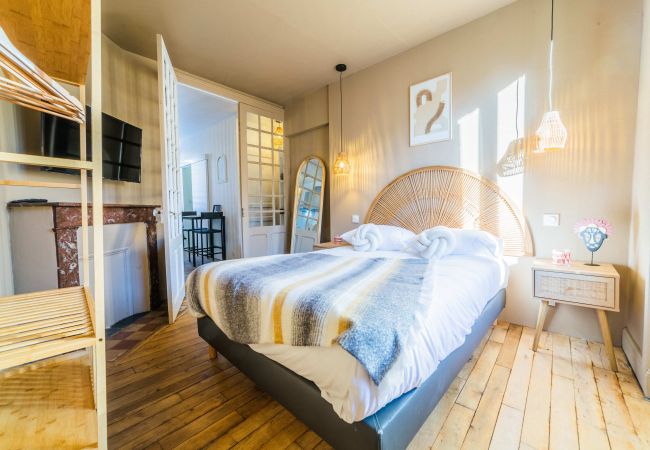 Appartement à Brive-la-Gaillarde - Dolce Dali - Appartement 1 pièce Appartement à Brive-la-Gaillarde - Dolce Dali - Appartement 1 pièce