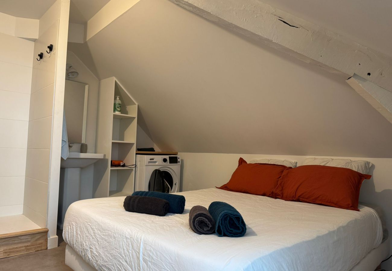 Appartement à Brive-la-Gaillarde - Villa Chadourne - L'Amour et le Sablier - 1 Chambr