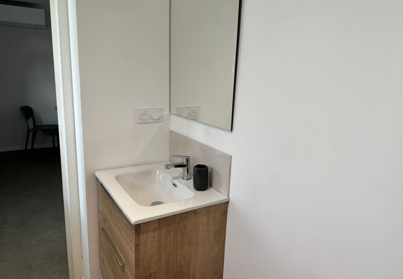 Appartement à Brive-la-Gaillarde - Le Logis Le Pagnon - 1 chambre