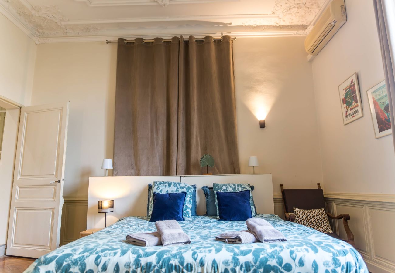 Studio à Brive-la-Gaillarde - Villa Chadourne - Chambre Accords