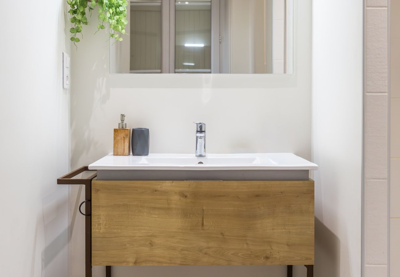 Studio à Brive-la-Gaillarde - Villa Chadourne - Chambre Accords