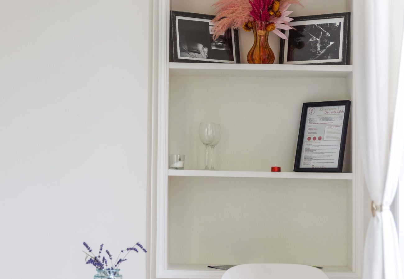 Studio à Brive-la-Gaillarde - Villa Chadourne - Chambre Lilith