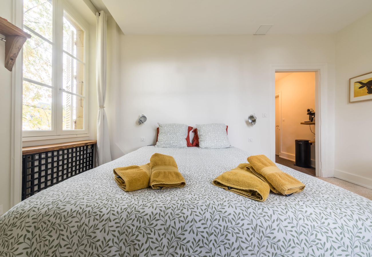 Studio à Brive-la-Gaillarde - Villa Chadourne - Chambre Lilith