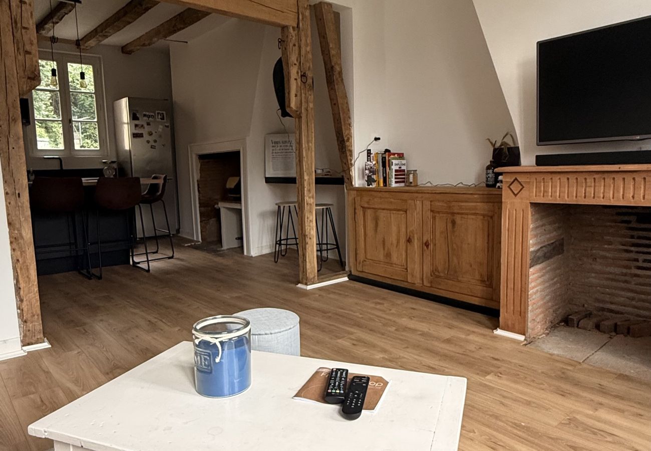 Appartement à Tulle - Sur le Quai d'Aristide - 1 Chambre Appartement à Tulle - Sur le Quai d'Aristide - 1 Chambre