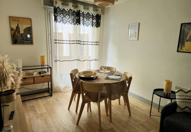 Studio à Brive-la-Gaillarde - La Pause Tulliste Studio à Brive-la-Gaillarde - La Pause Tulliste