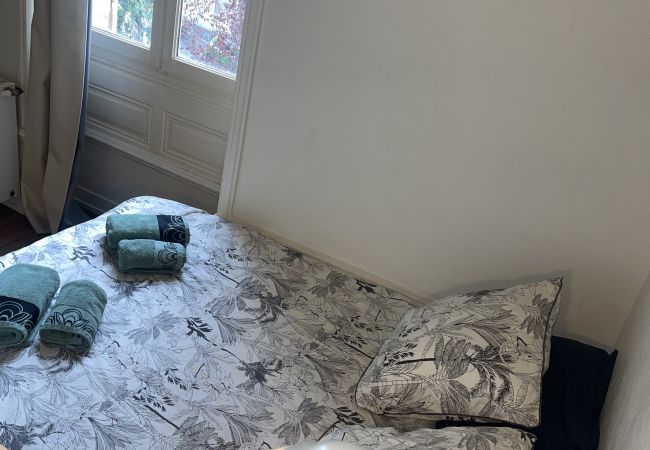 Studio à Brive-la-Gaillarde - Villa Chadourne - Le Maitre du Navire - Spacieux S Studio à Brive-la-Gaillarde - Villa Chadourne - Le Maitre du Navire - Spacieux S