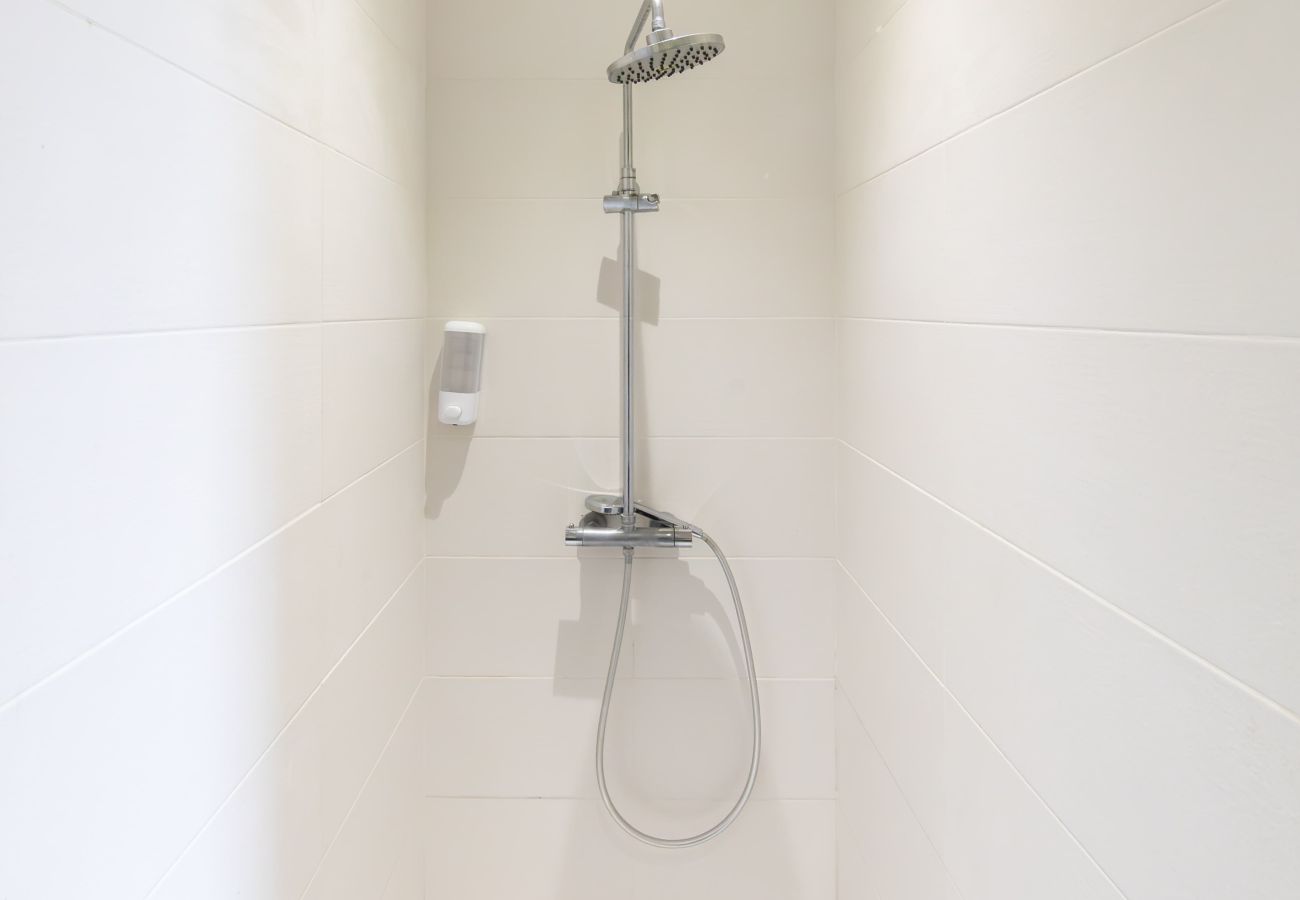 Studio à Brive-la-Gaillarde - Villa Chadourne - Le Maitre du Navire - Spacieux S