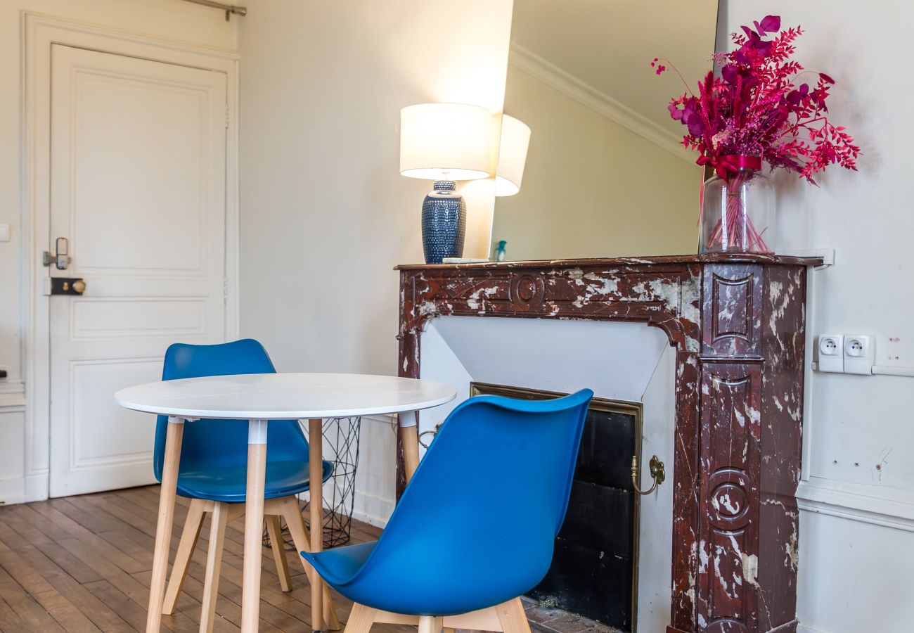 Studio à Brive-la-Gaillarde - Villa Chadourne - Le Maitre du Navire - Spacieux S