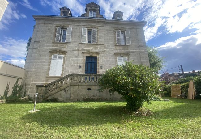 Appartement à Brive-la-Gaillarde - Villa Chadourne - Le Vasco Appartement à Brive-la-Gaillarde - Villa Chadourne - Le Vasco