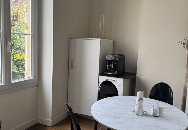 Appartement à Brive-la-Gaillarde - Villa Chadourne - Le Vasco Appartement à Brive-la-Gaillarde - Villa Chadourne - Le Vasco