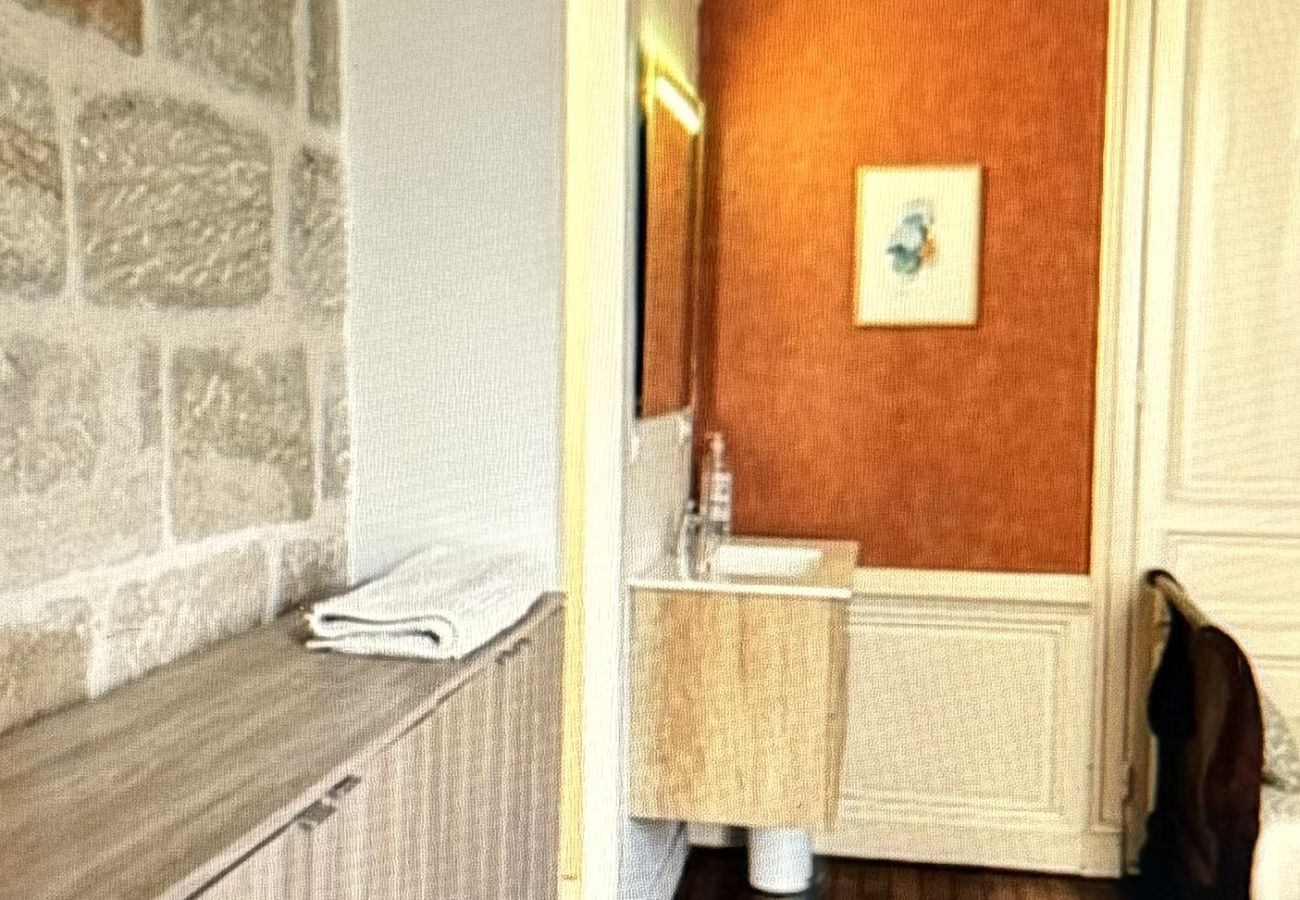 Appartement à Brive-la-Gaillarde - Villa Chadourne - Le Vasco Appartement à Brive-la-Gaillarde - Villa Chadourne - Le Vasco