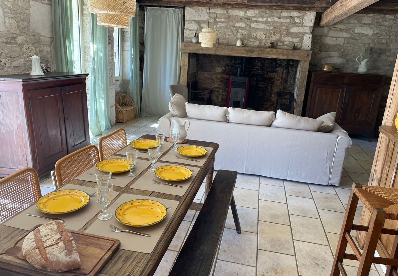 Villa à Cavagnac - La Villa Enjoy a Lot - Maison de Campagne dans le 