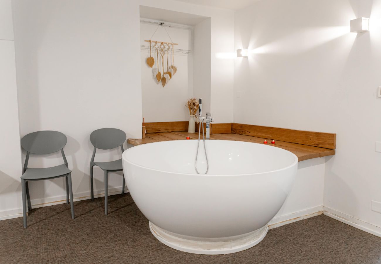 Studio à Brive-la-Gaillarde - Villa Chadourne - Love Room Libération