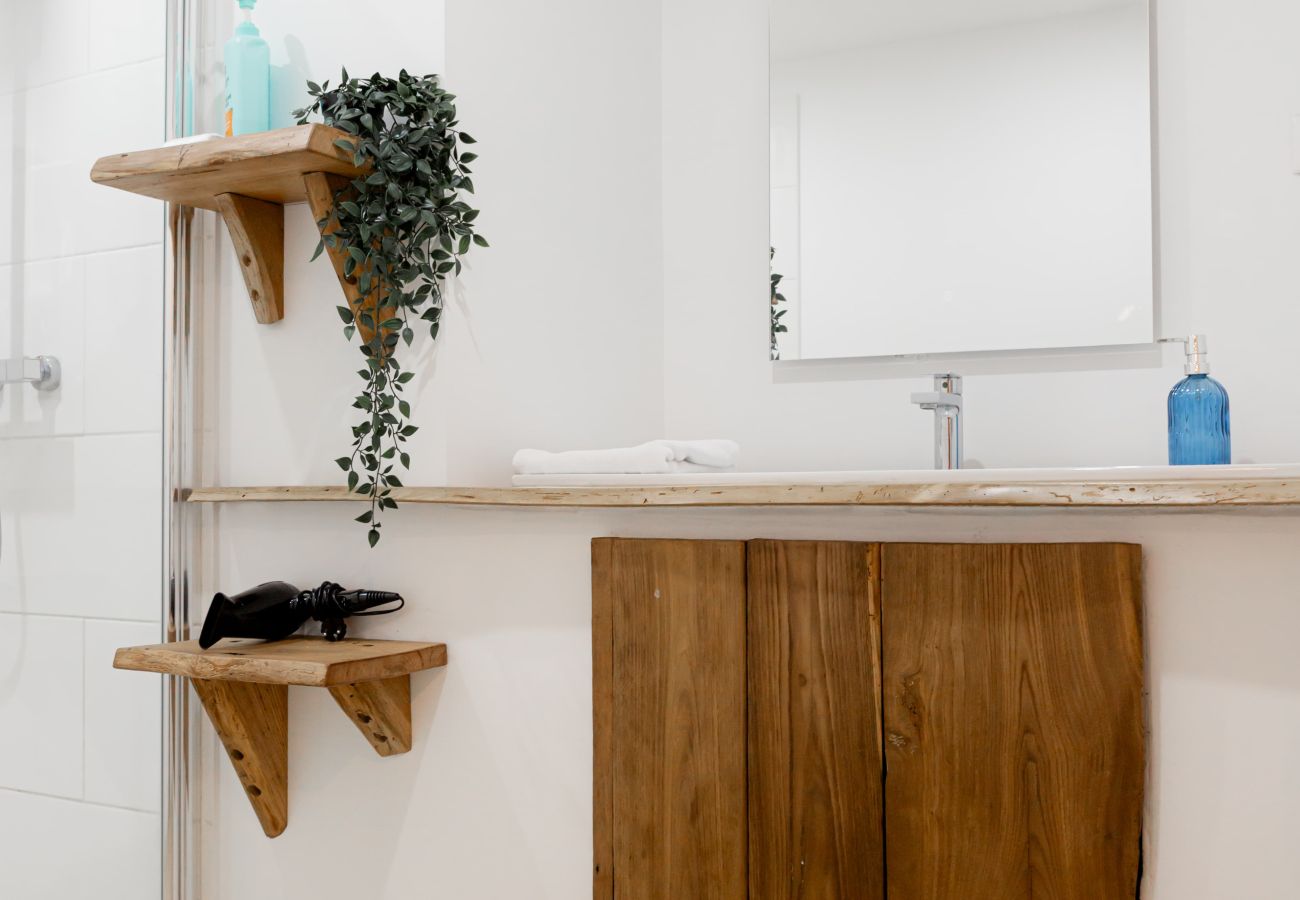 Studio à Brive-la-Gaillarde - Villa Chadourne - Love Room Libération