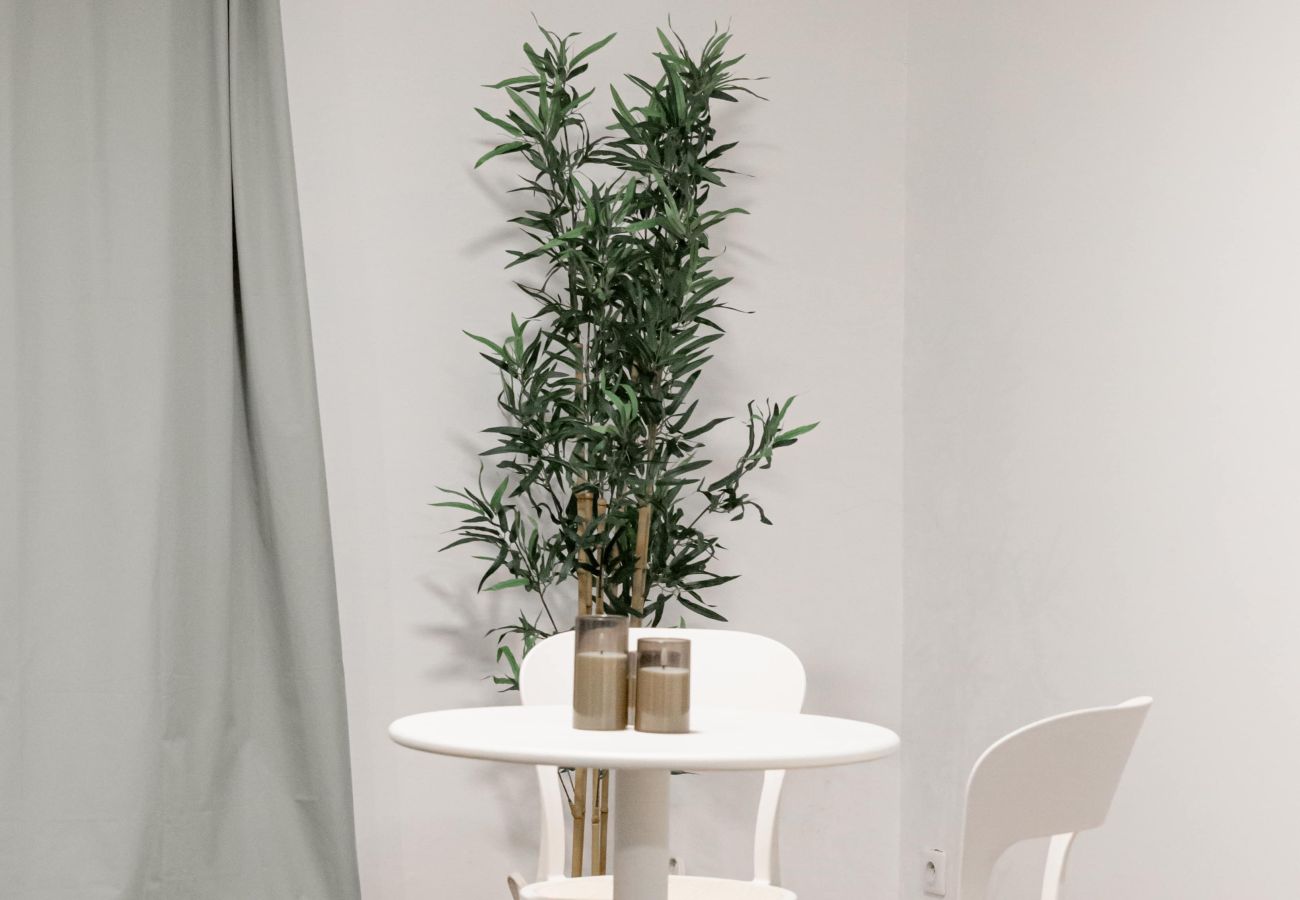 Studio à Brive-la-Gaillarde - Villa Chadourne - Love Room Libération