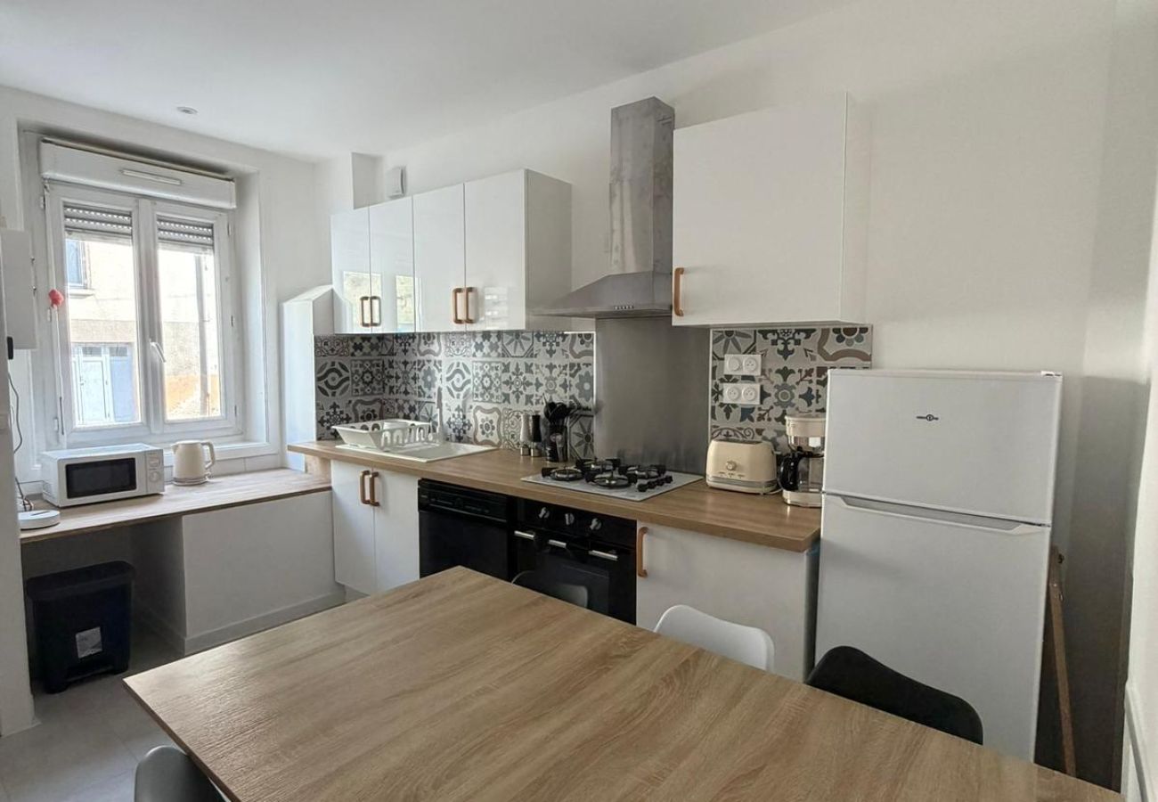 Maison à Tulle - La Maison des Voyageurs - 3 Chambres