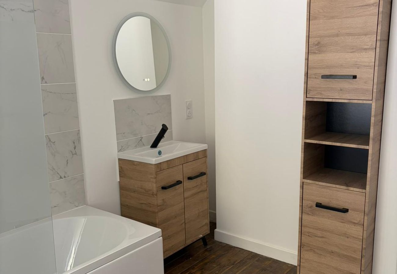 Maison à Tulle - La Maison des Voyageurs - 3 Chambres