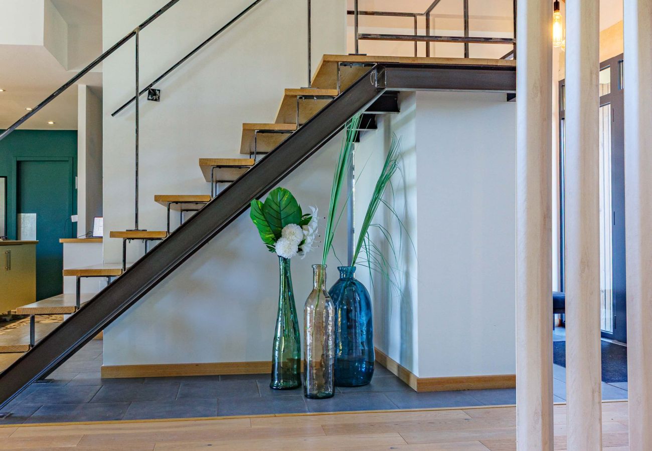 Villa à Ussac - Sur Ussac - Domaine de Charme avec Piscine - Villa