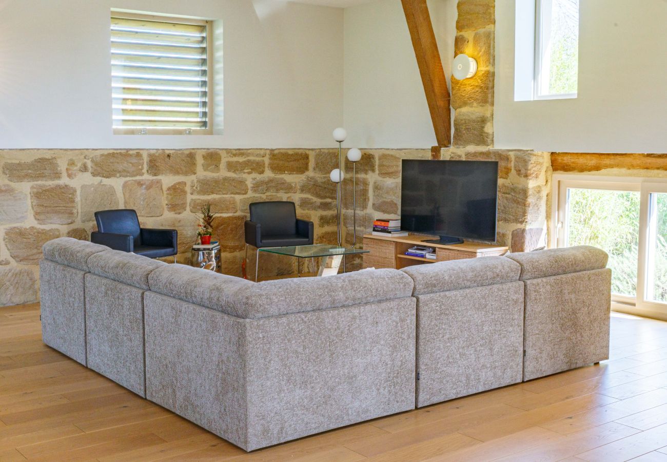 Villa à Ussac - Sur Ussac - Domaine de Charme avec Piscine - Villa