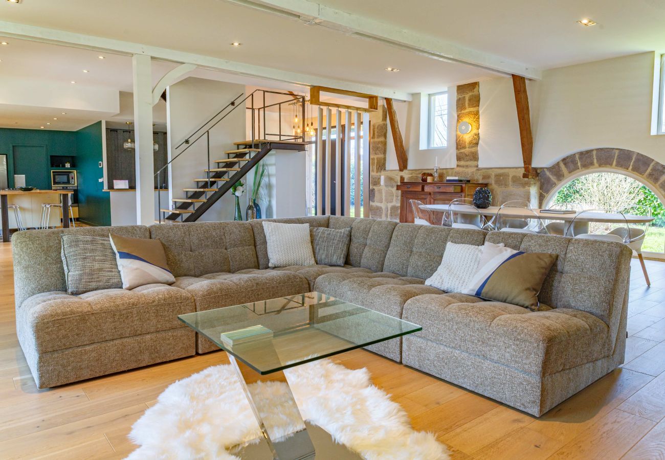 Villa à Ussac - Sur Ussac - Domaine de Charme avec Piscine - Villa