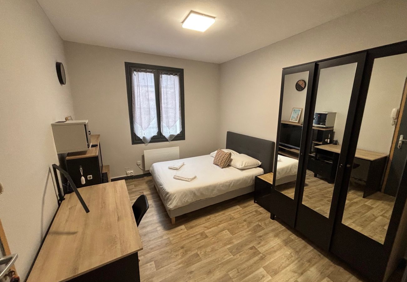 Studio à Tulle - Sur Tulle - Le Refuge - 1 Pièce