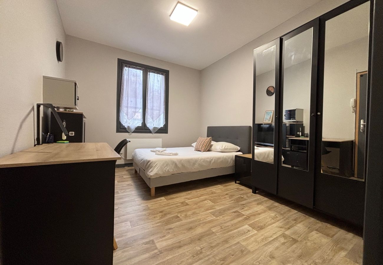 Studio à Tulle - Sur Tulle - Le Refuge - 1 Pièce